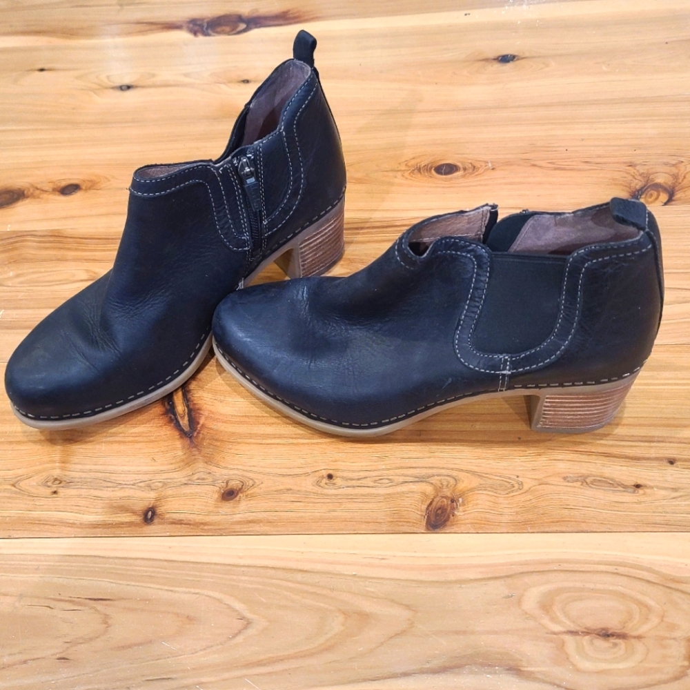 Dansko healed booties with side zipper